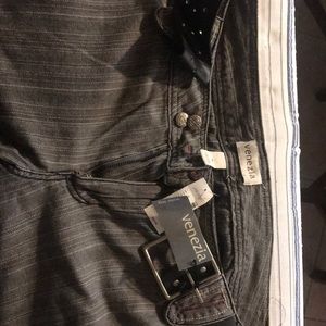 Lane Bryant Pants - NWT Lane Bryant wide leg jeans sz 14 Lane Bryant Pants - NWT Lane Bryant wide leg jeans sz 14